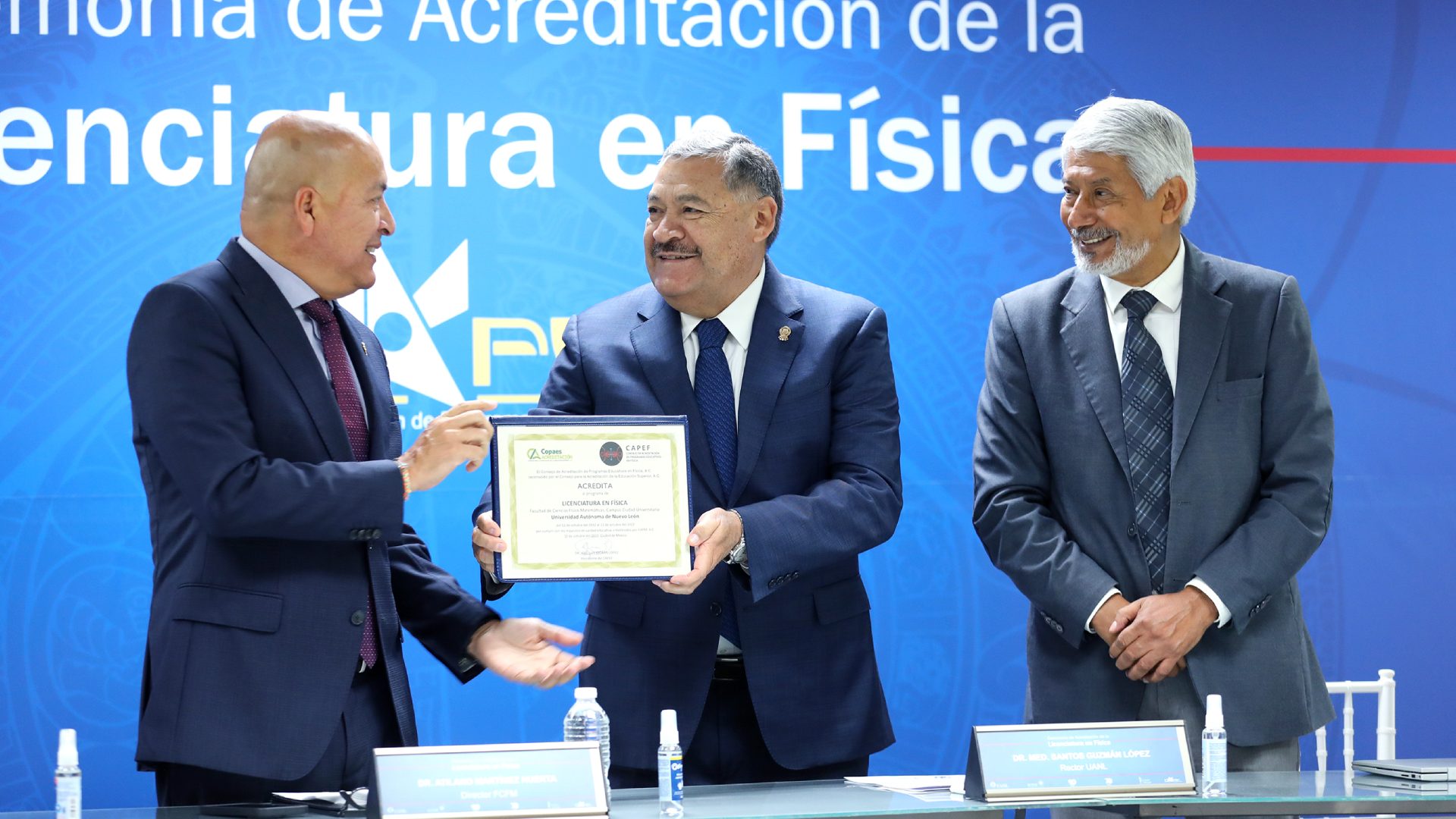 acreditacion-licenciatura-fisicafcfm-uanl-2023-4